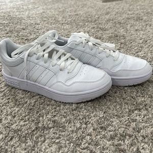 adidas Women's Hoops 3.0 Low Basketball Shoe Size 8 White